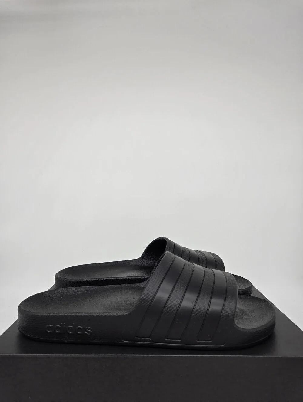 adidas adilette men